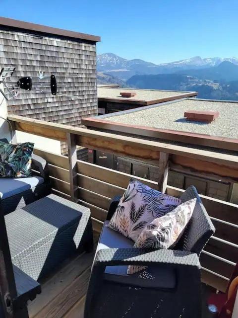 Appartement Duplex Avec Vue Sur Le Sancy Et Garage Couvert Murat-le-Quaire Екстериор снимка