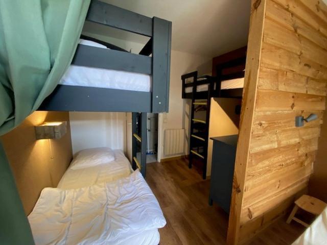 Appartement Duplex Avec Vue Sur Le Sancy Et Garage Couvert Murat-le-Quaire Екстериор снимка